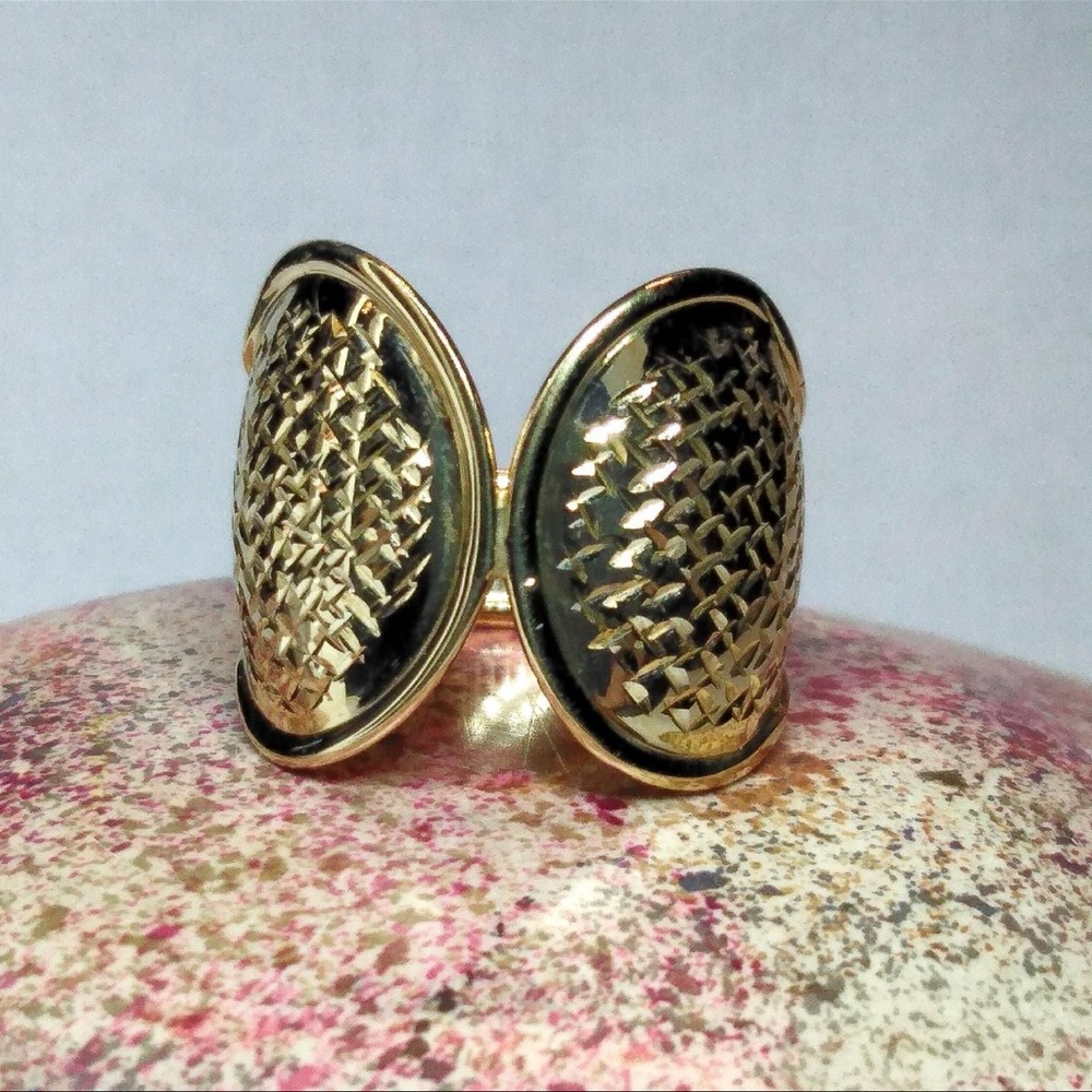 Elegant 10k yg Cuff Woven Ring